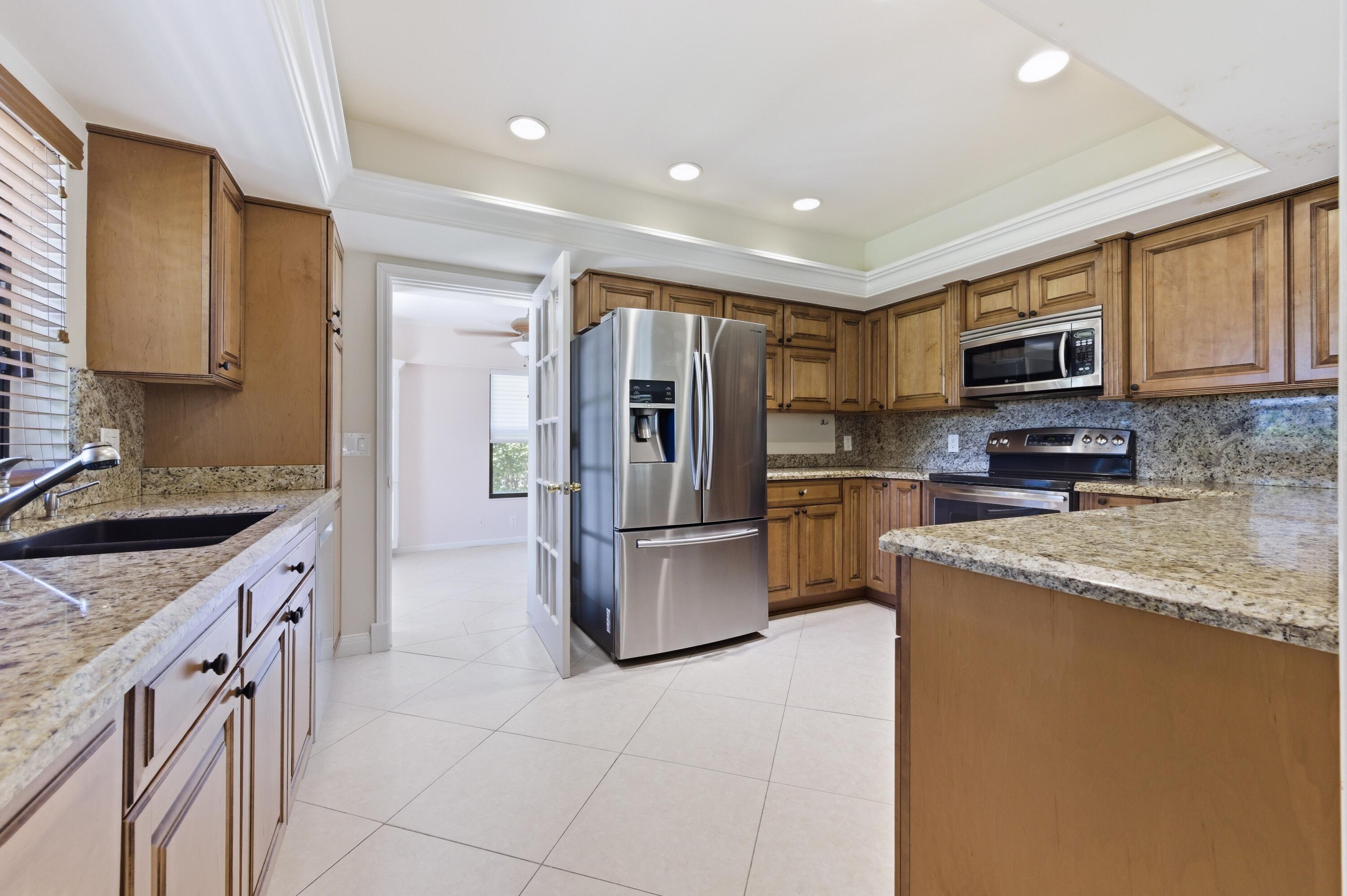 POLO ISLAND CONDO - Residential