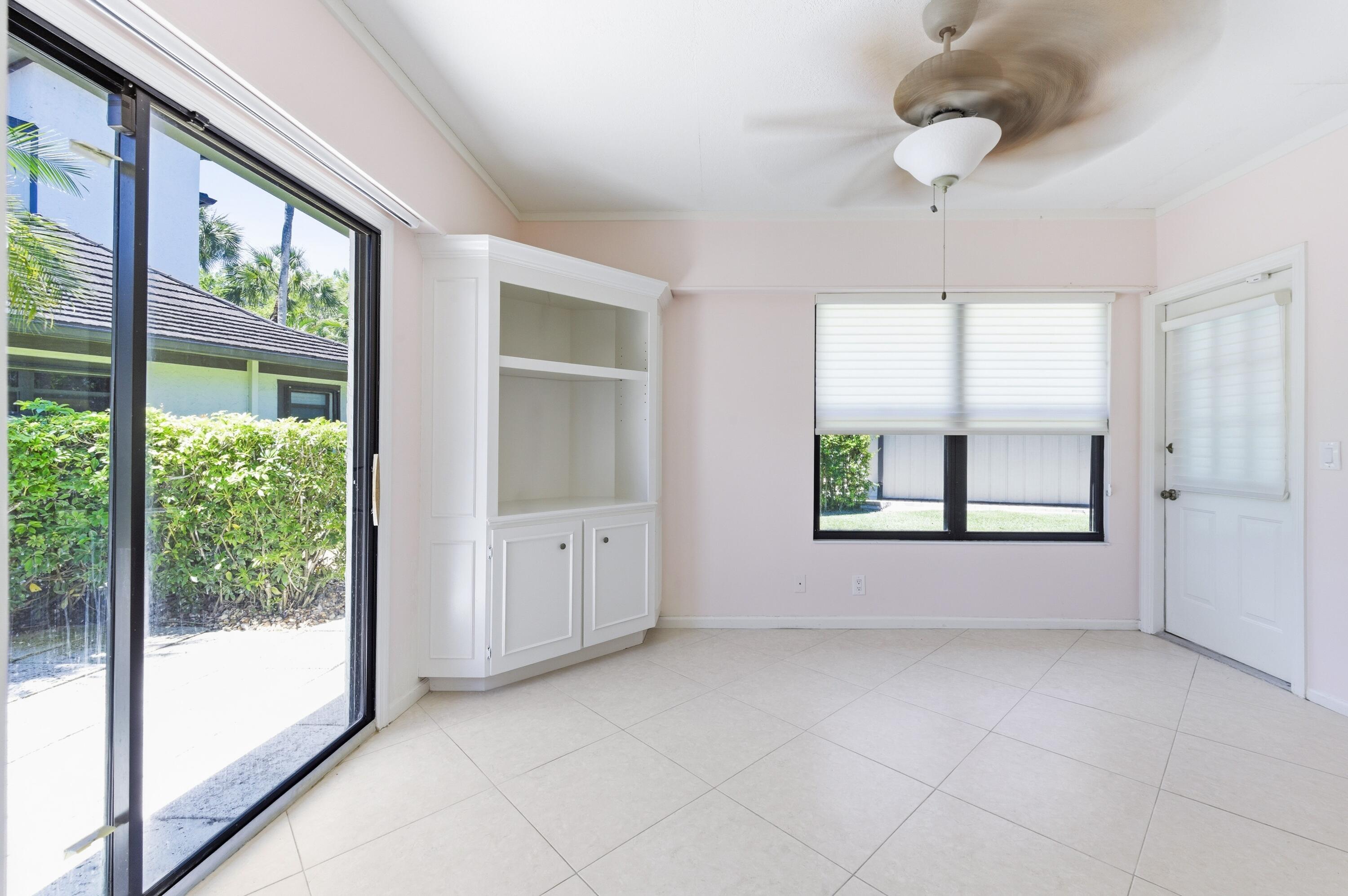 POLO ISLAND CONDO - Residential