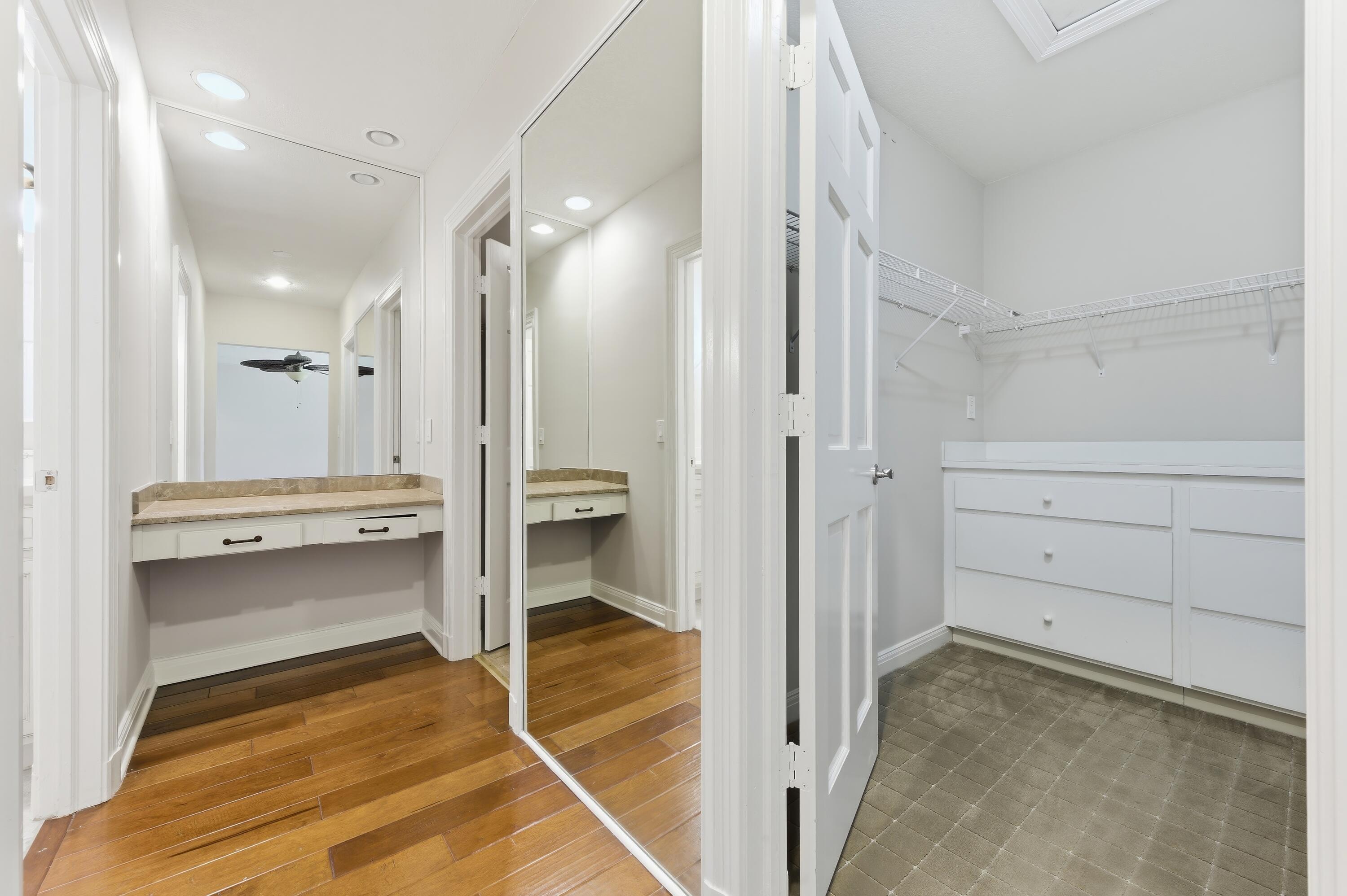 POLO ISLAND CONDO - Residential