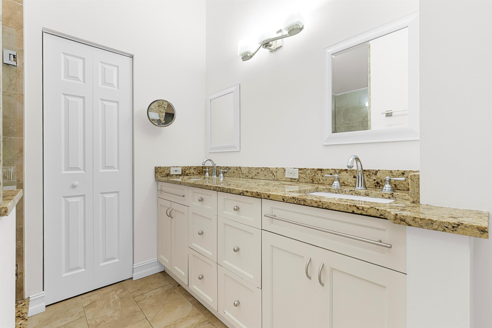 SMITH DAIRY WEST 3 - Residential Lease