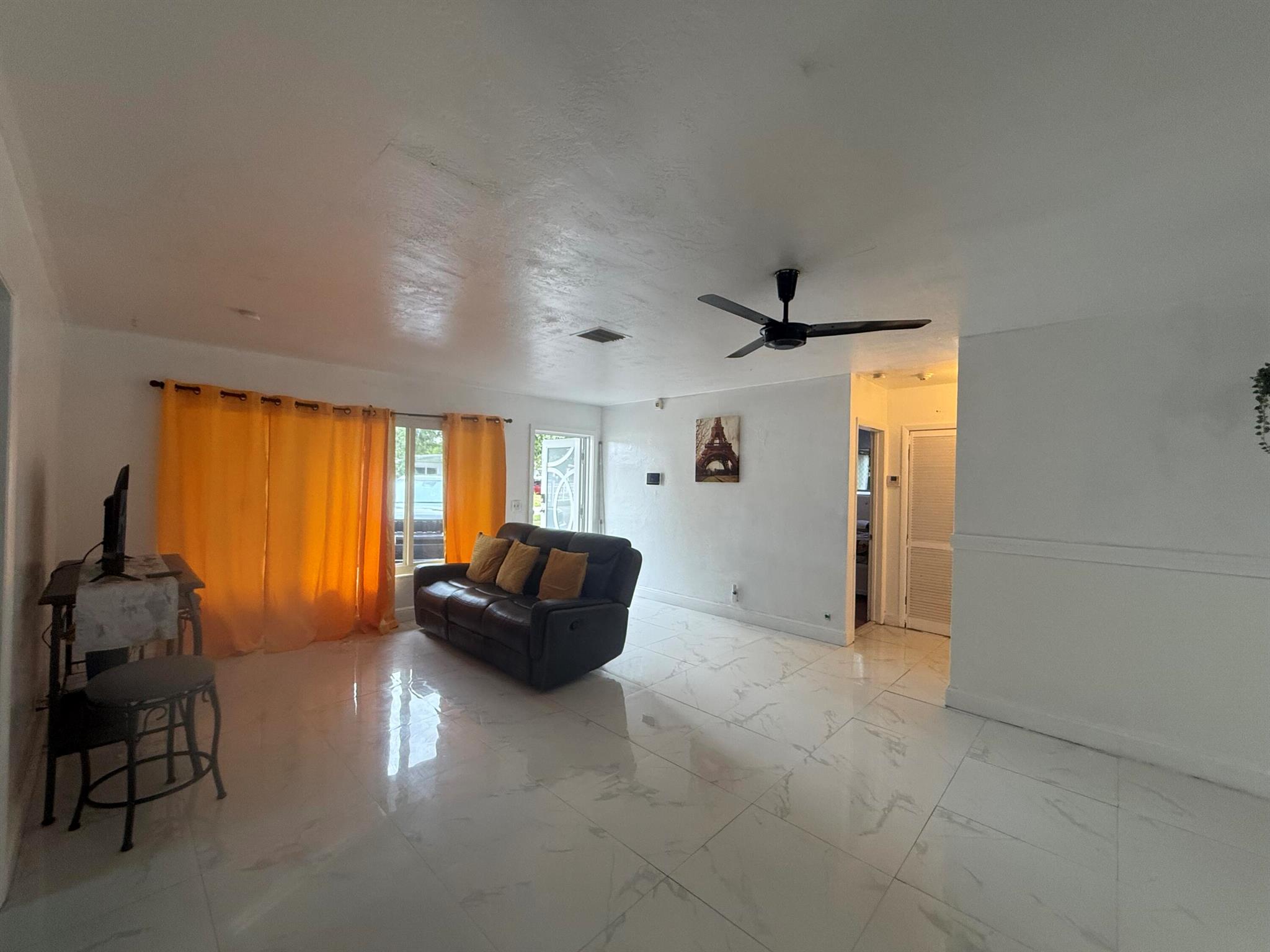 BOULEVARD HEIGHTS SEC 6 - Residential Lease