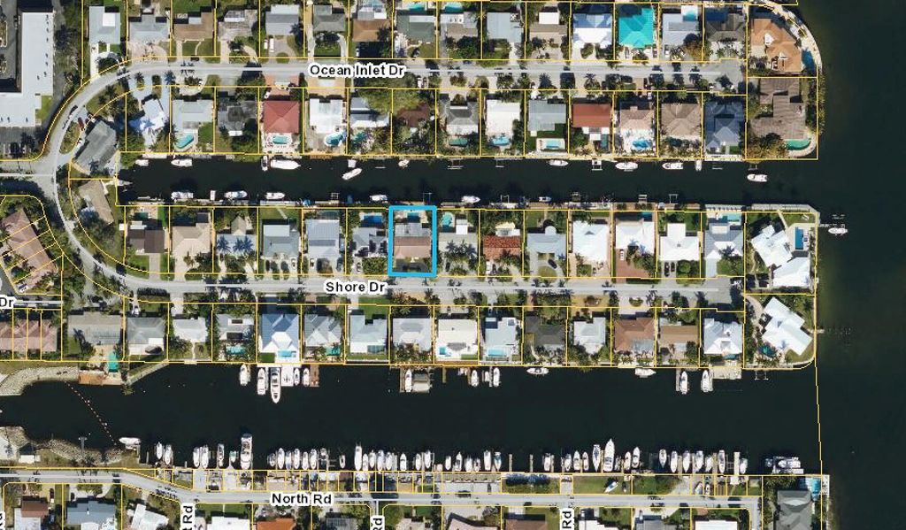 Photo of 725 Shore Drive, Boynton Beach, FL 33435 (MLS # R11148520)