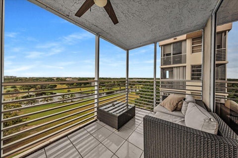 Tiny photo for 3520 Oaks Way #904, Pompano Beach, FL 33069 (MLS # B26084705)