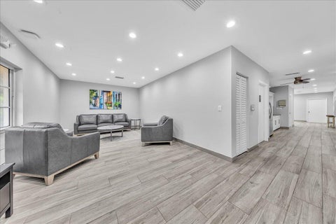 Tiny photo for 3520 Oaks Way #904, Pompano Beach, FL 33069 (MLS # B26084705)