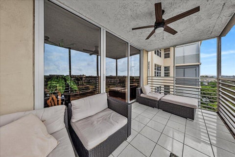 Tiny photo for 3520 Oaks Way #904, Pompano Beach, FL 33069 (MLS # B26084705)