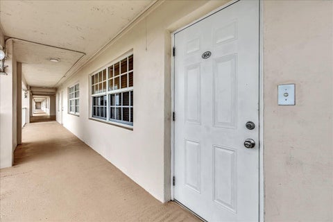 Tiny photo for 3520 Oaks Way #904, Pompano Beach, FL 33069 (MLS # B26084705)