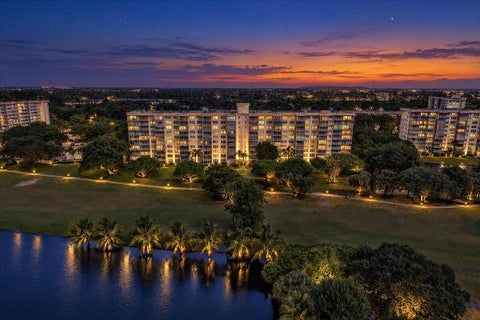 Tiny photo for 3520 Oaks Way #904, Pompano Beach, FL 33069 (MLS # B26084705)