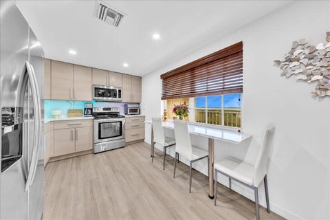Tiny photo for 3520 Oaks Way #904, Pompano Beach, FL 33069 (MLS # B26084705)
