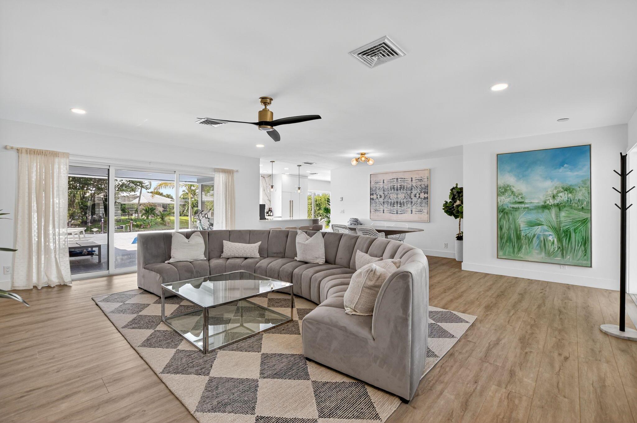 CAMINO GARDENS SEC 1 - Residential Lease