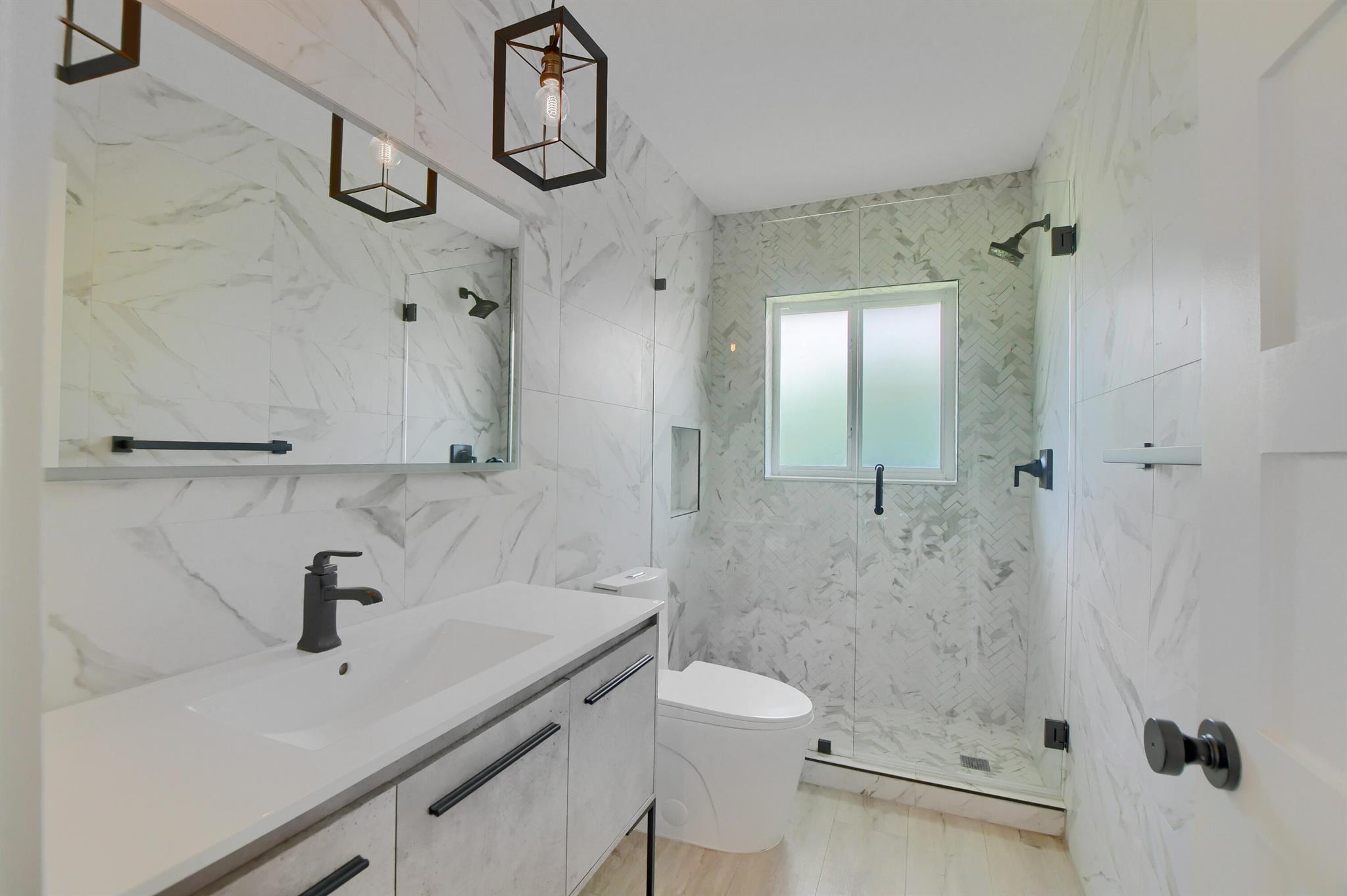 CAMINO GARDENS SEC 1 - Residential Lease