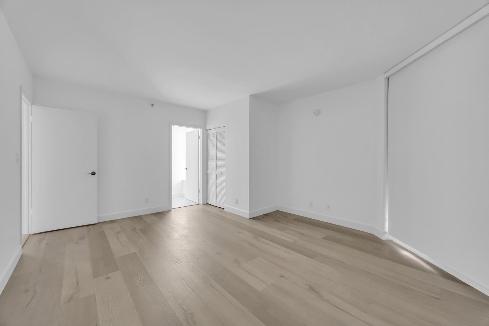 PLAZA OF THE PALM BEACHES - Residential Lease