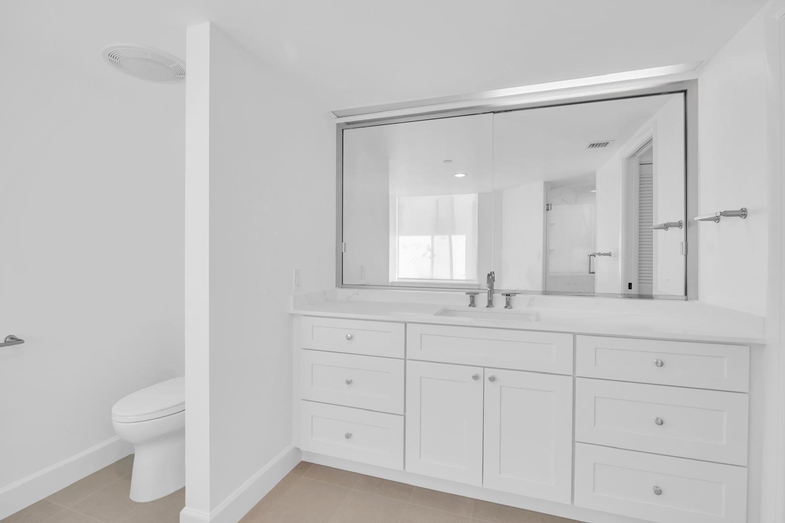 PLAZA OF THE PALM BEACHES - Residential Lease