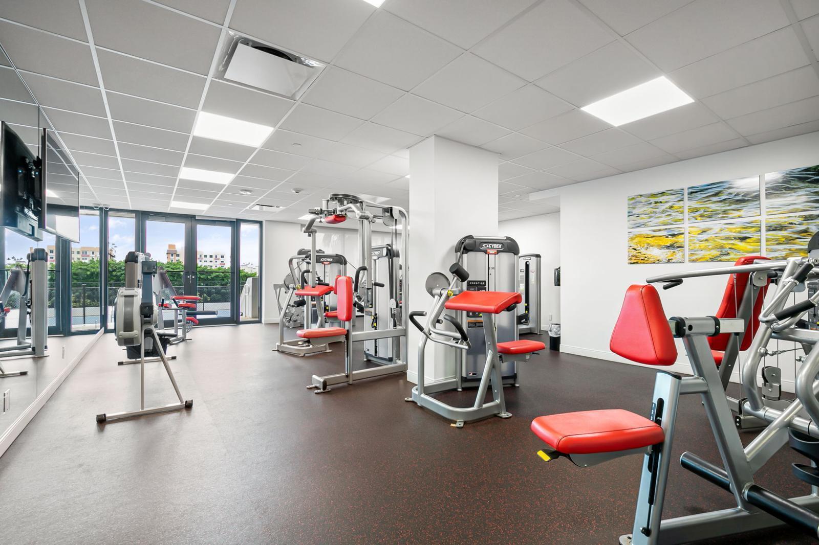 PLAZA OF THE PALM BEACHES - Residential Lease