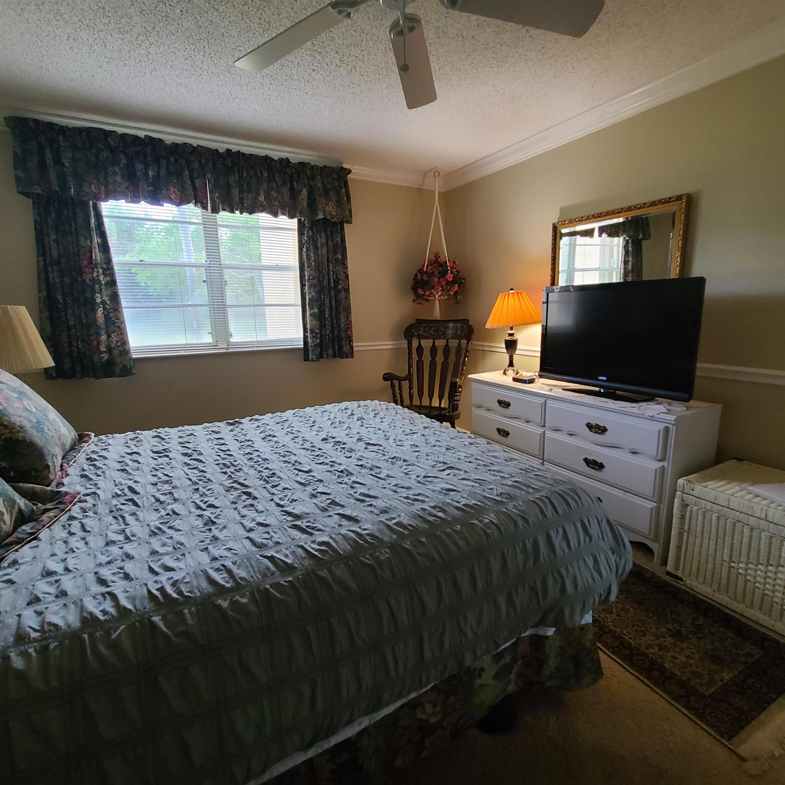 SABAL PINE EAST - Residential Lease