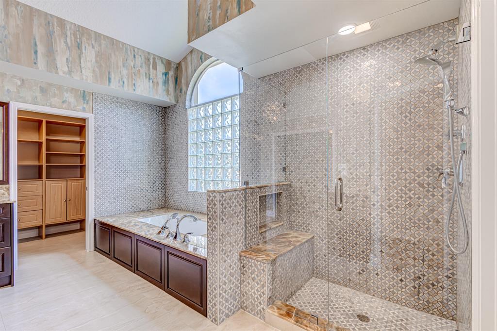 LOXAHATCHEE POINTE - Residential