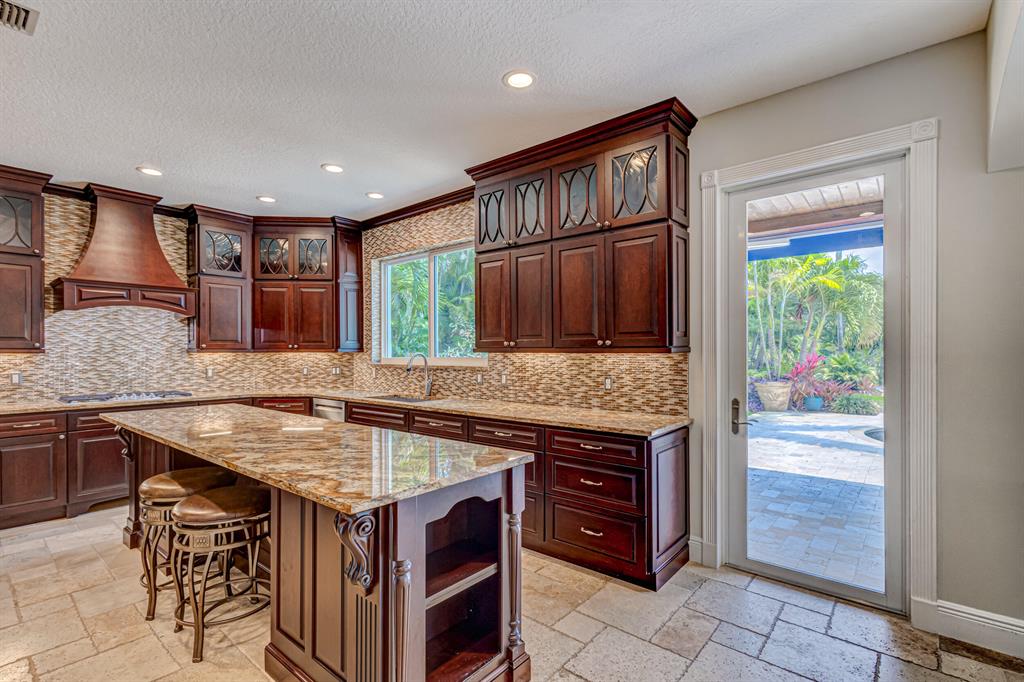 LOXAHATCHEE POINTE - Residential