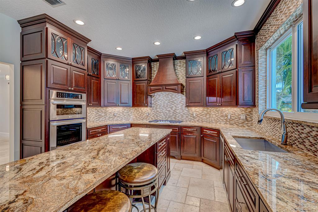 LOXAHATCHEE POINTE - Residential