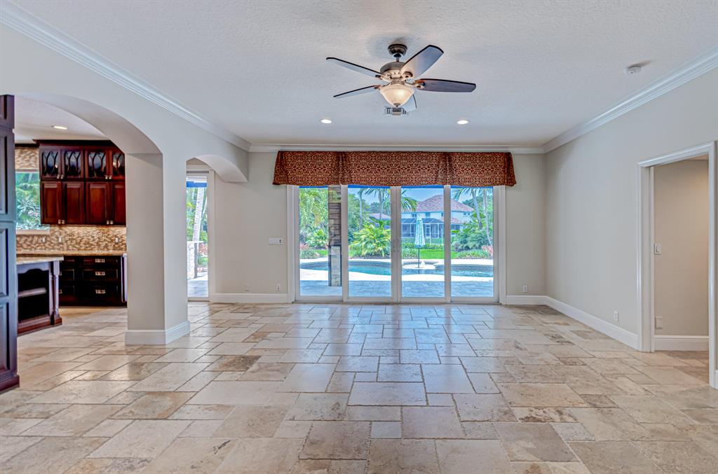 LOXAHATCHEE POINTE - Residential