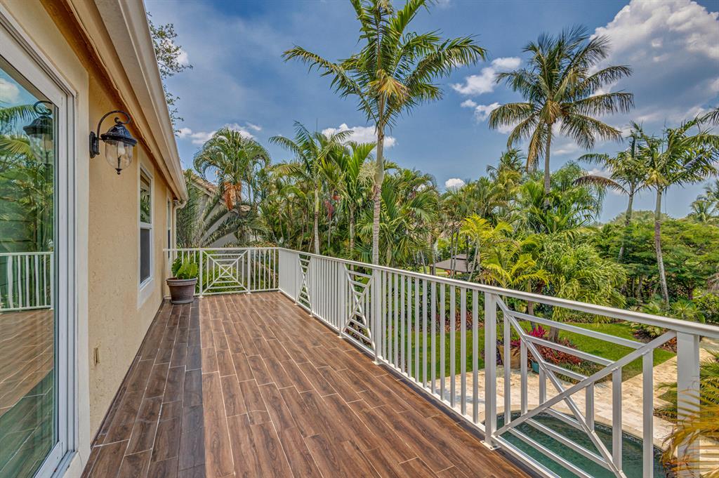 LOXAHATCHEE POINTE - Residential