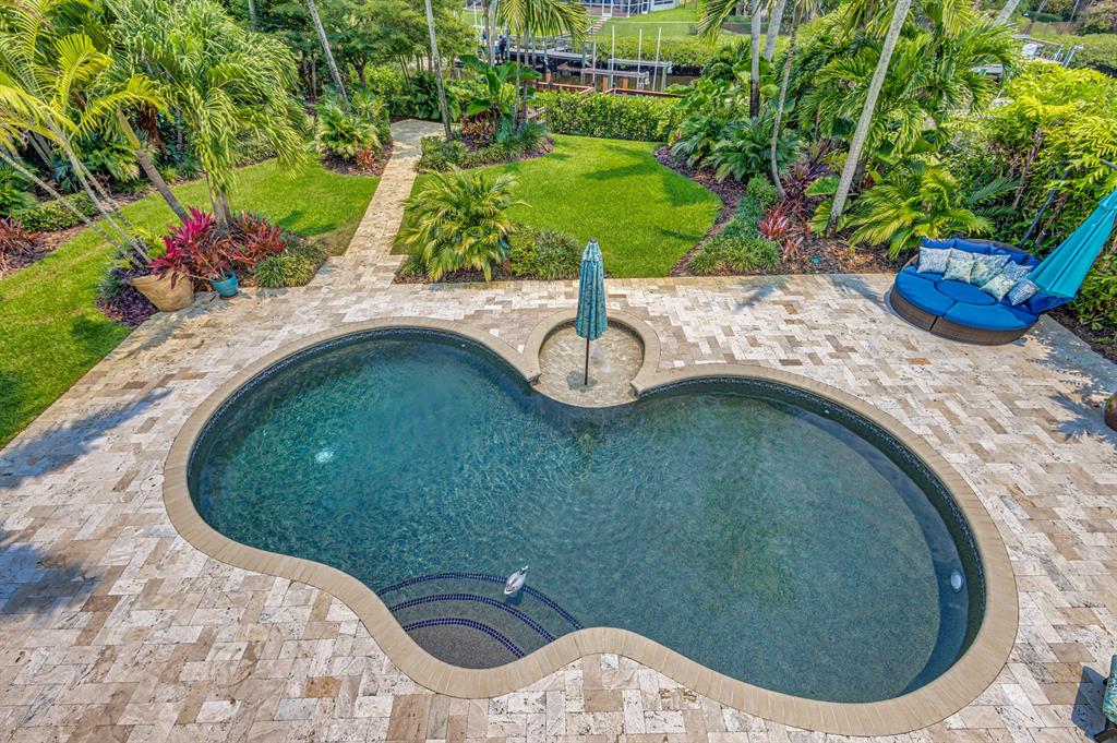 LOXAHATCHEE POINTE - Residential