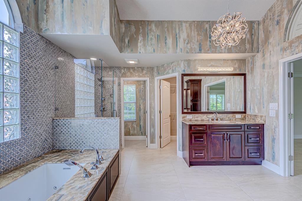 LOXAHATCHEE POINTE - Residential