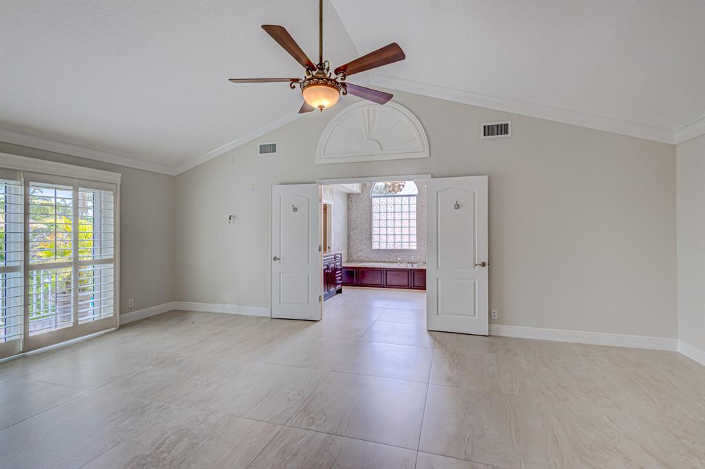 LOXAHATCHEE POINTE - Residential