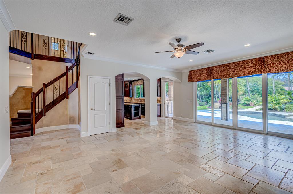 LOXAHATCHEE POINTE - Residential