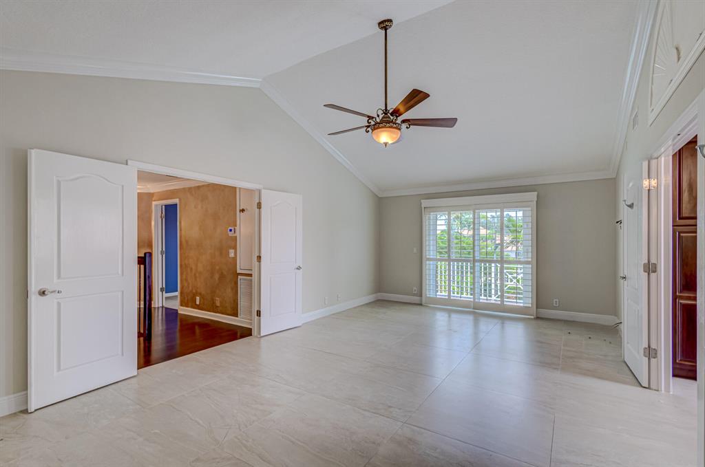 LOXAHATCHEE POINTE - Residential