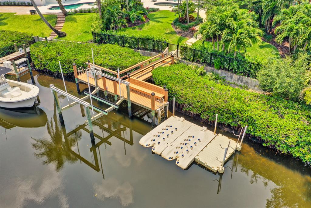 LOXAHATCHEE POINTE - Residential