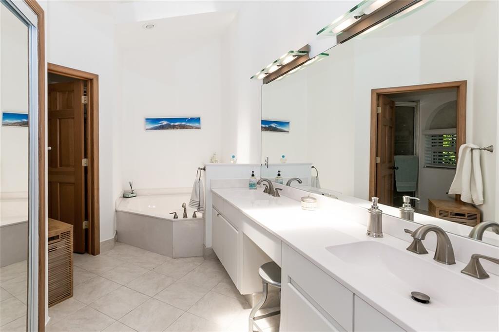 Palm-Aire Oaks Course Est - Residential