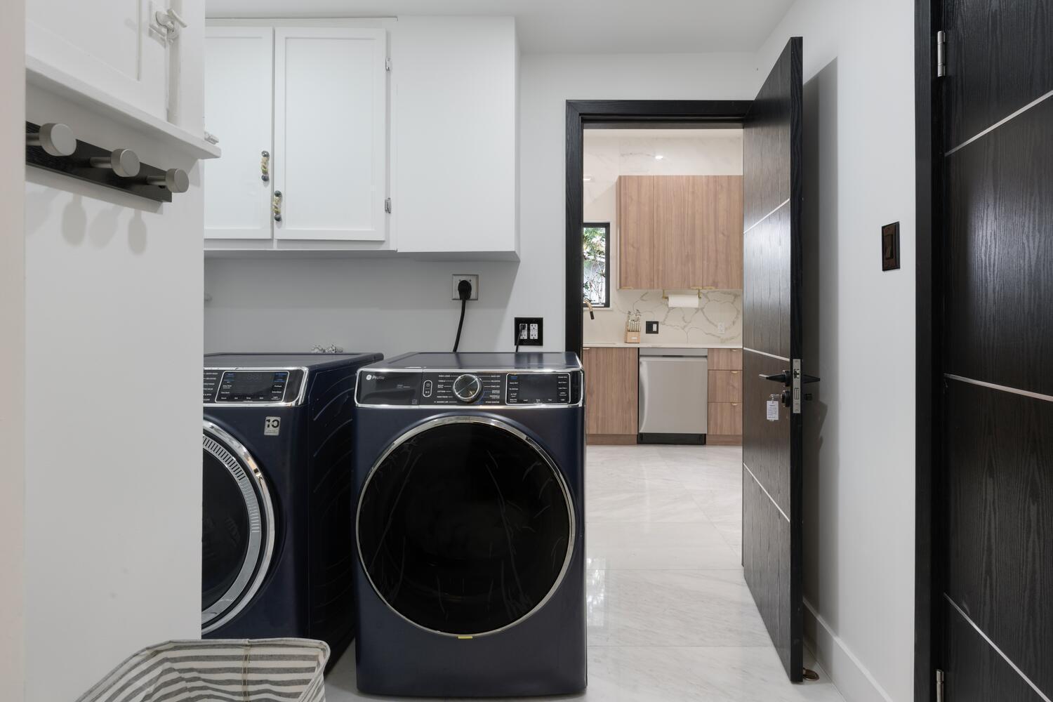 BLACKWELL PARK REV PL - Residential Lease