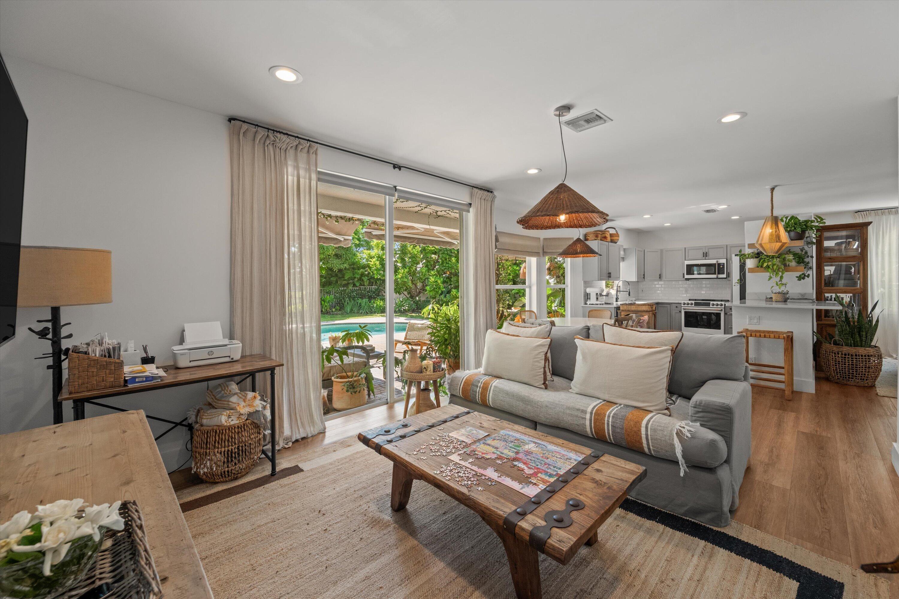ISLES AT WELLINGTON 1 - Residential Lease