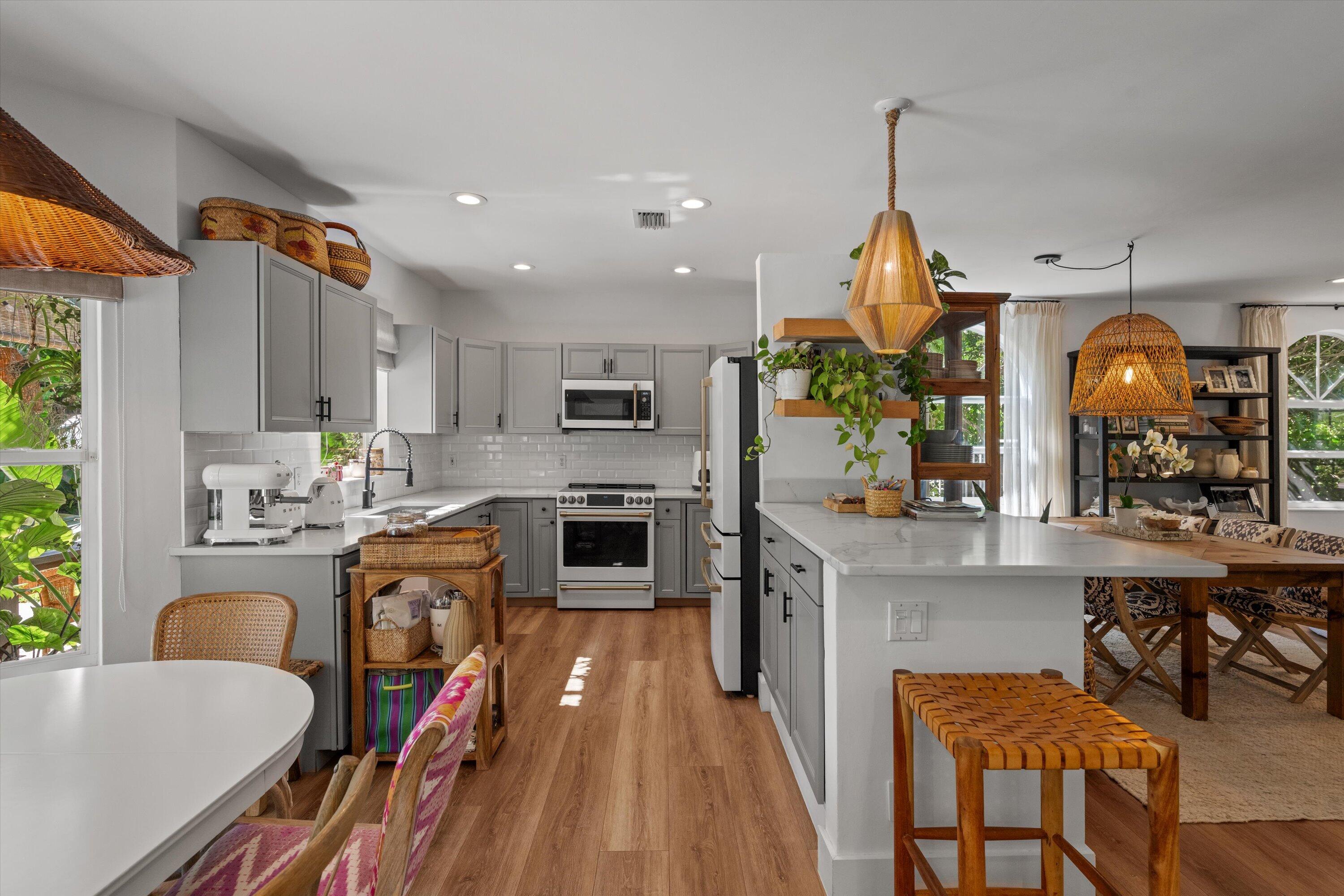 ISLES AT WELLINGTON 1 - Residential Lease