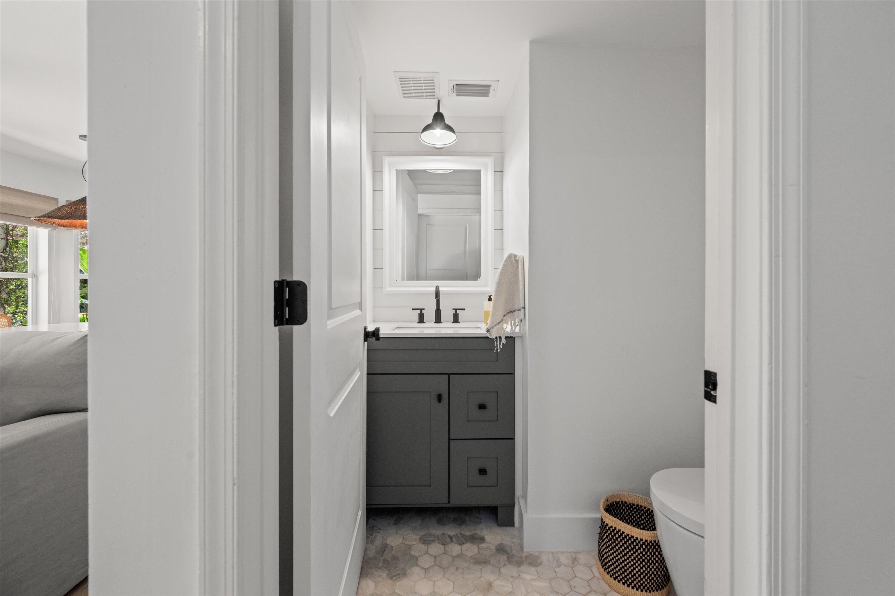 ISLES AT WELLINGTON 1 - Residential Lease