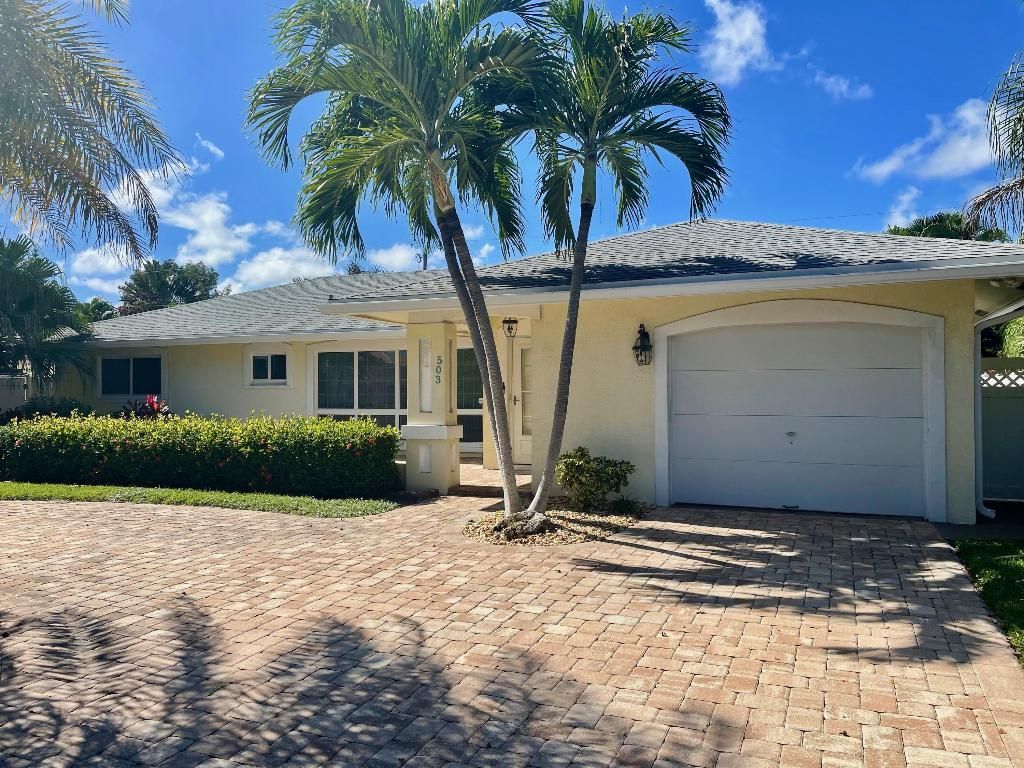 Photo of 503 SE 7th Avenue, Deerfield Beach, FL 33441 (MLS # R11110791)