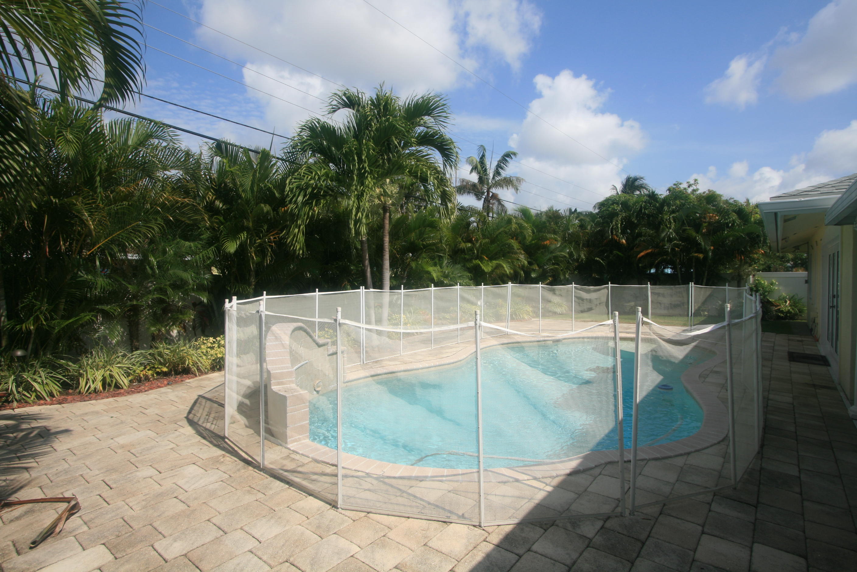 DEERFIELD BEACH GARDENS - Residential Lease