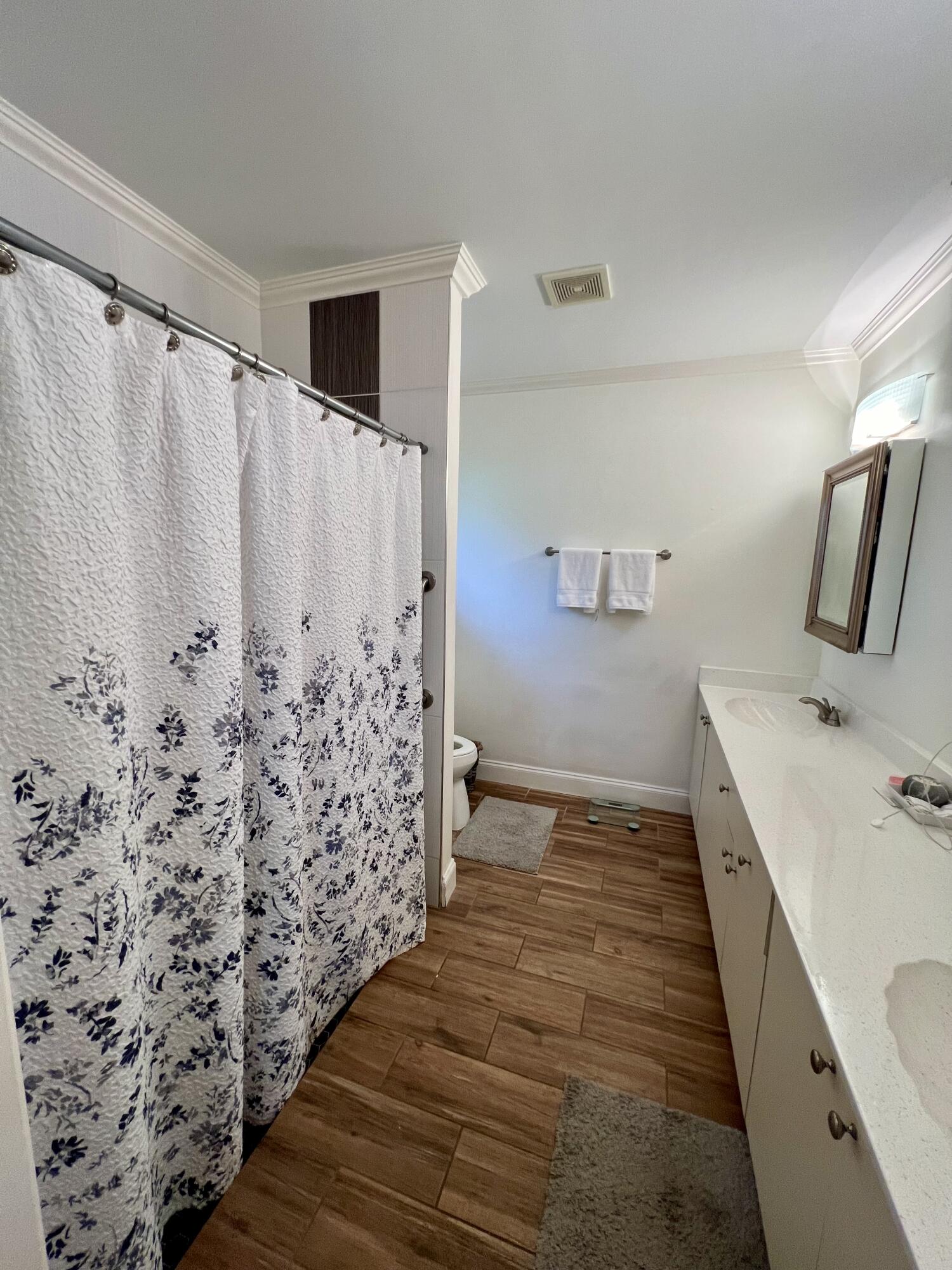 SHADYWOODS PH TWO - Residential