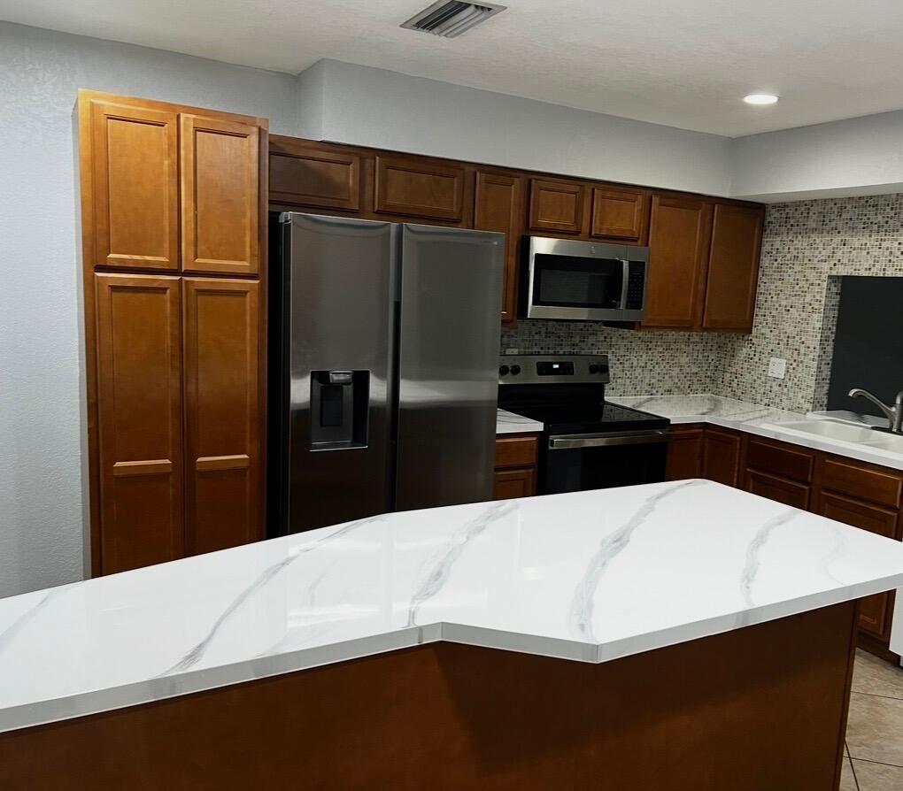 SHADYWOODS PH TWO - Residential