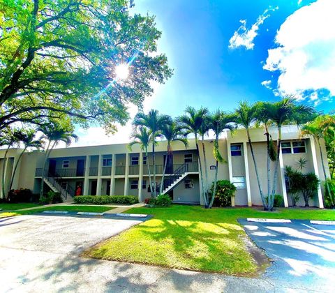 A home in Davie