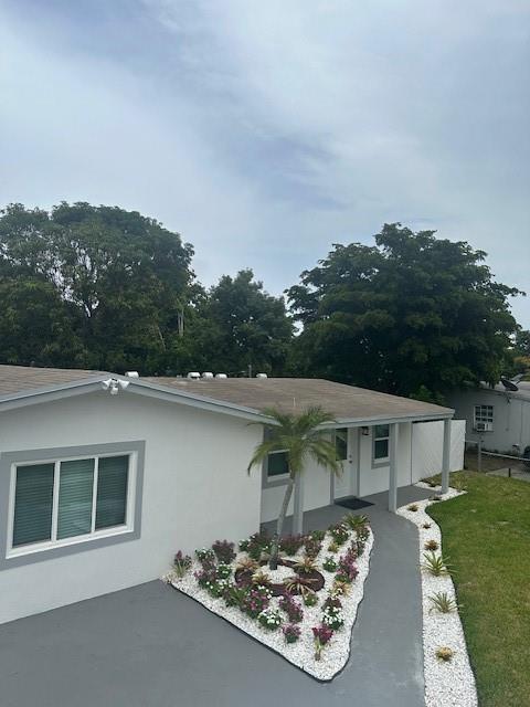 1558 NW 5th Ave