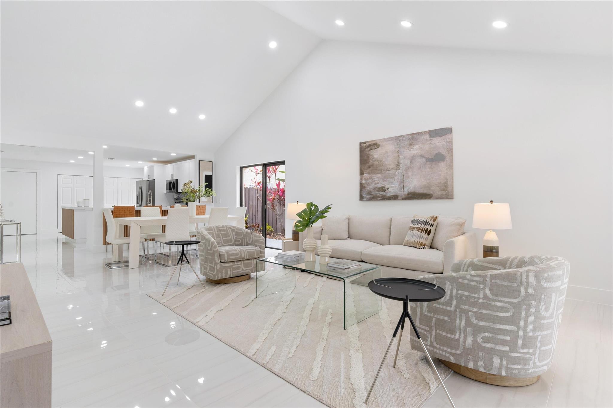21690 Tall Palm Circle 10a