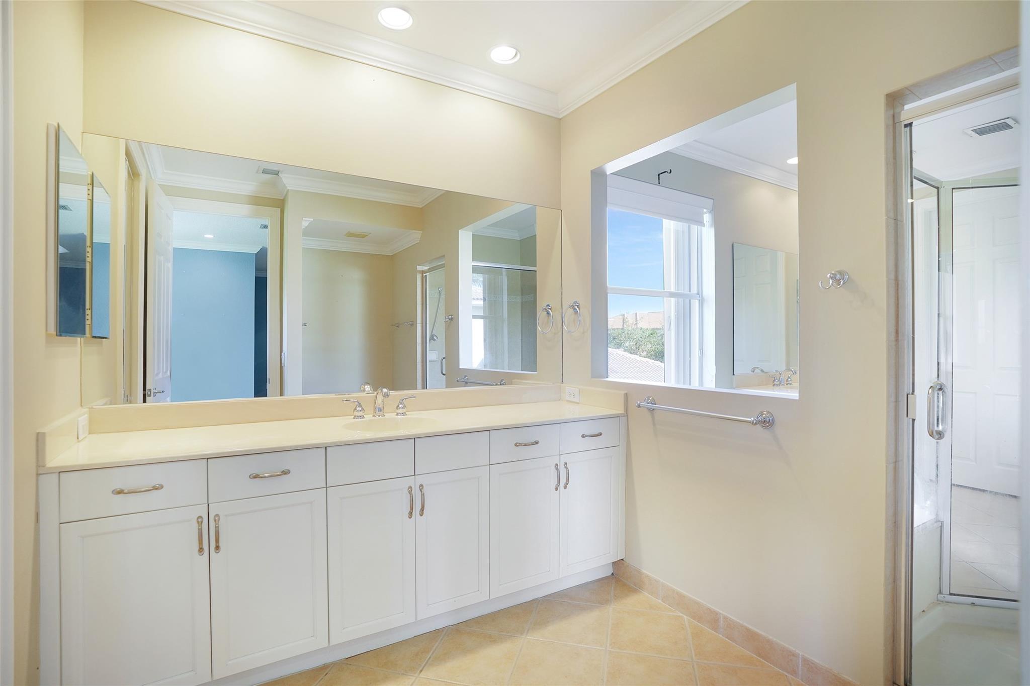 Sunset Lakes Two 166-24 B - Residential