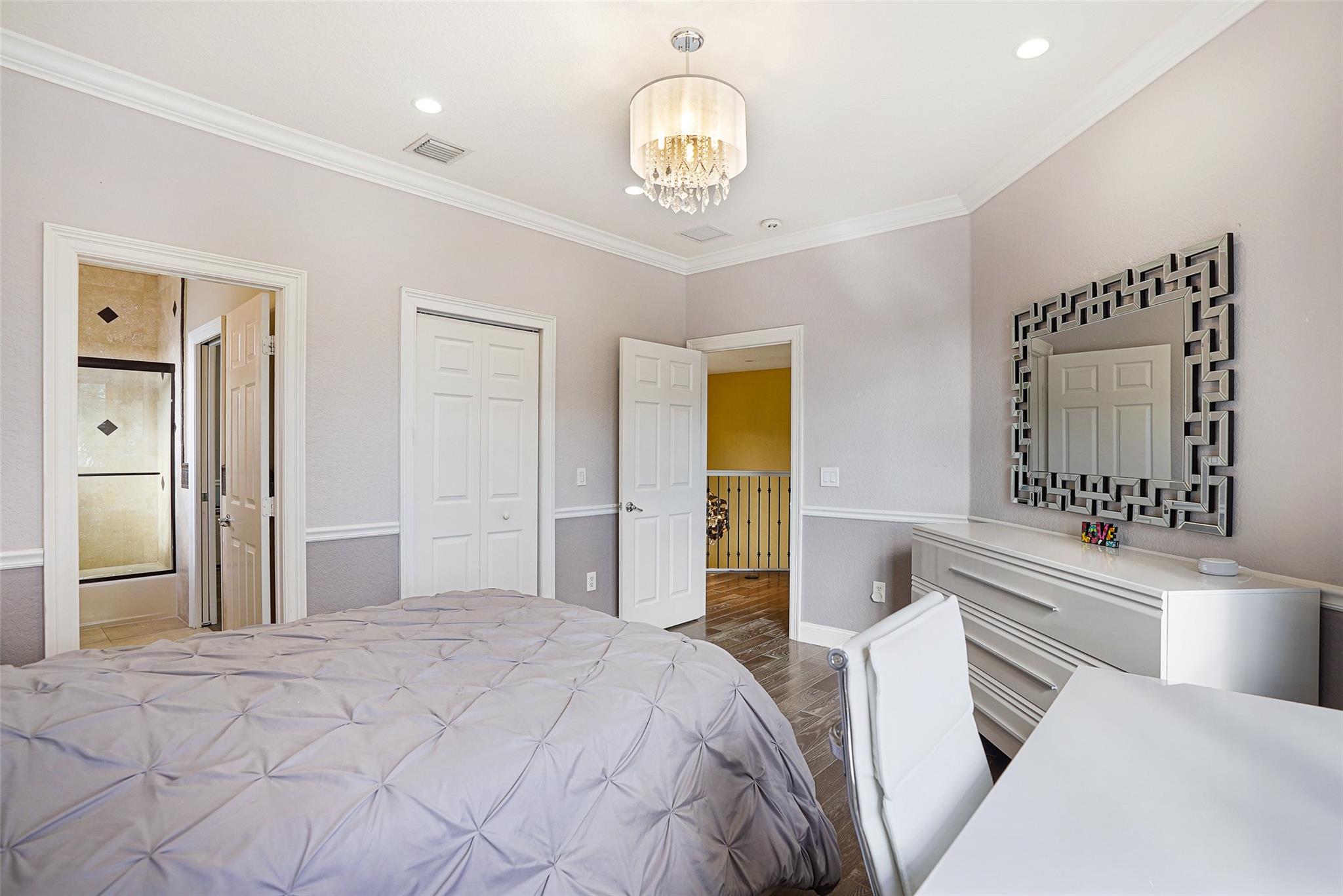 Sunset Lakes Two 166-24 B - Residential