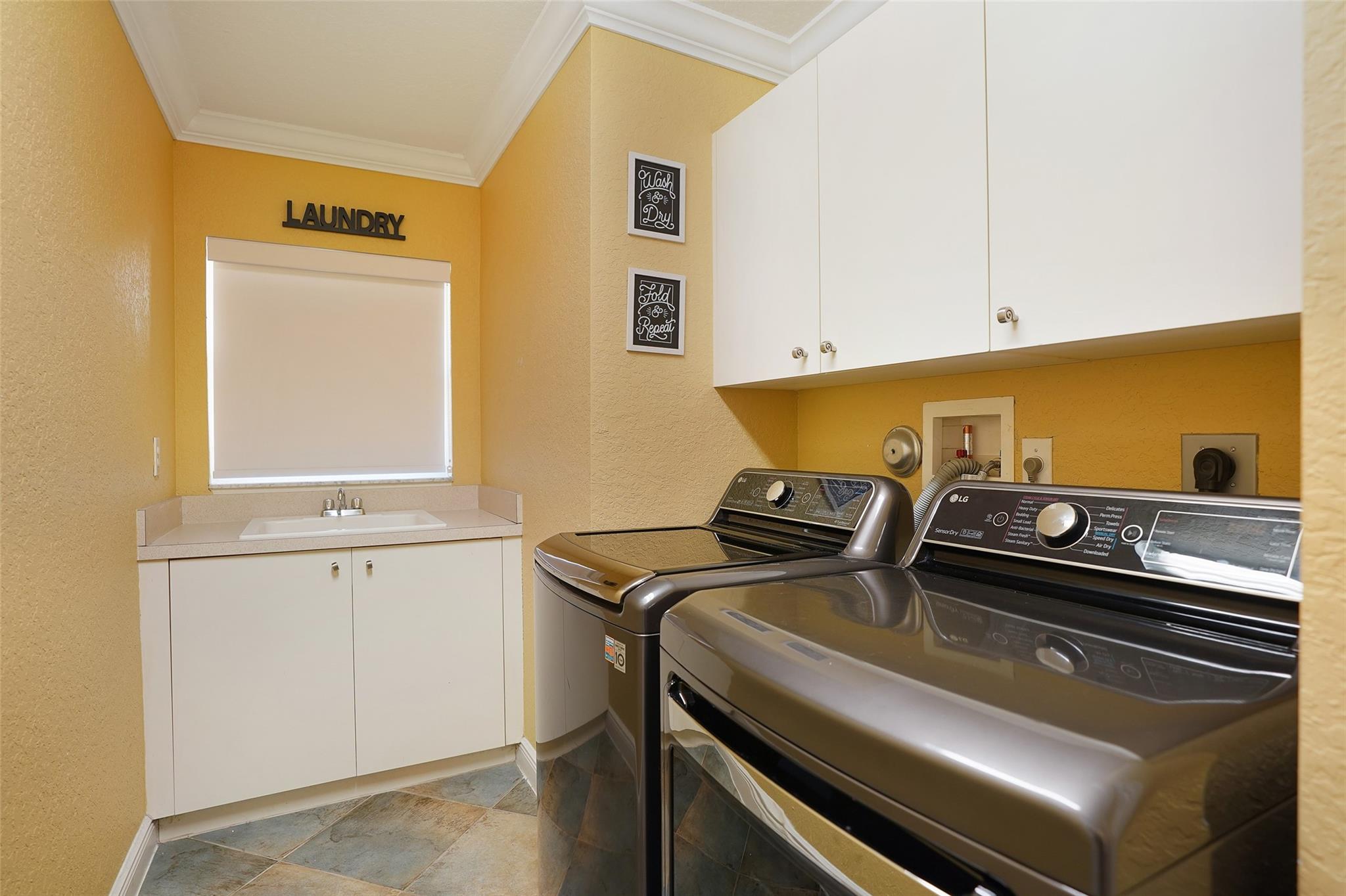 Sunset Lakes Two 166-24 B - Residential