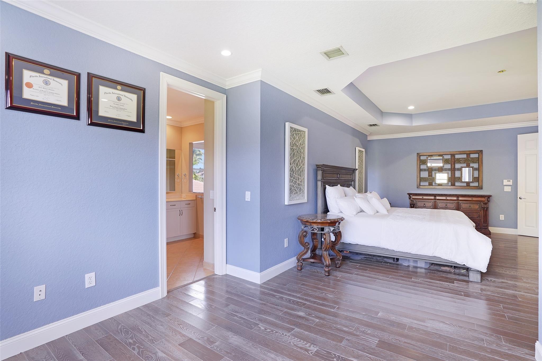 Sunset Lakes Two 166-24 B - Residential