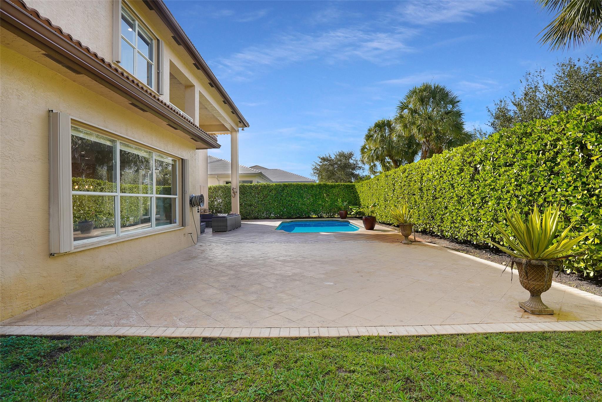 Sunset Lakes Two 166-24 B - Residential