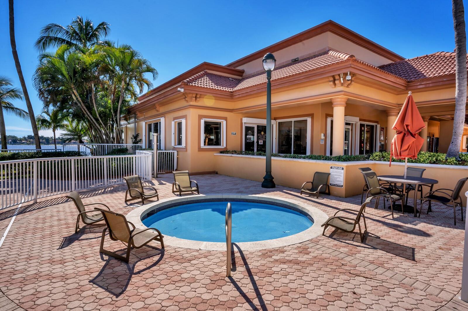 Sunset Lakes Two 166-24 B - Residential
