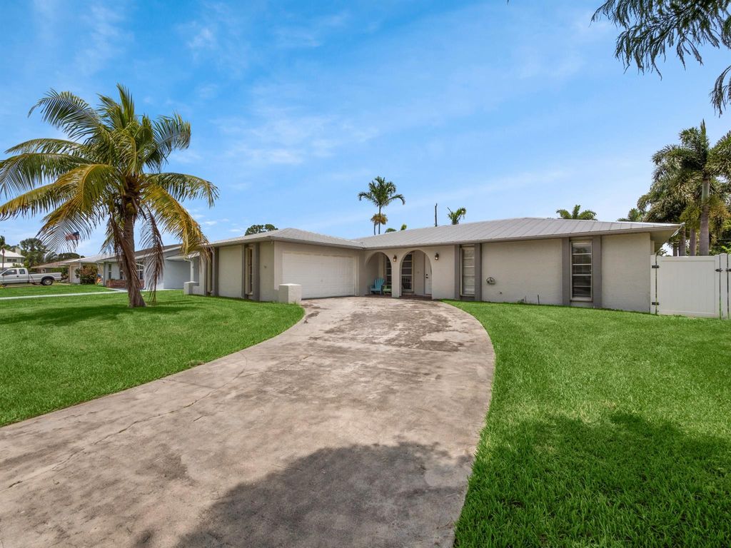 Photo of 351 SE Galleon Lane, Port St Lucie, FL 34983 (MLS # R10907817)