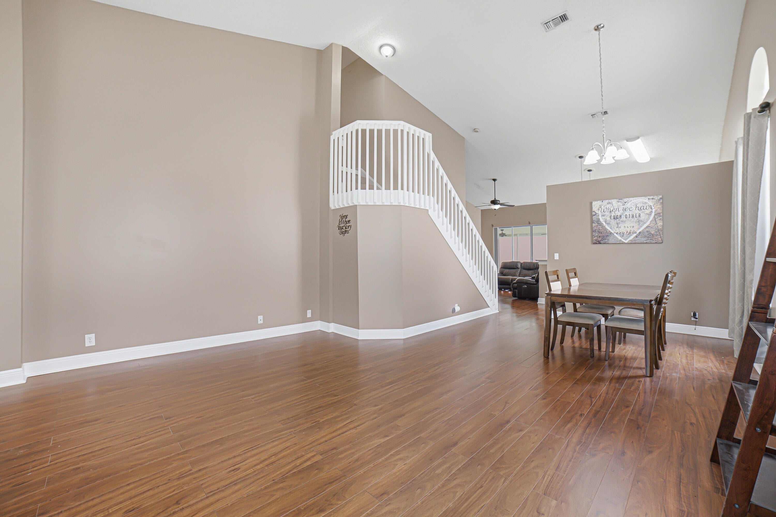 10682 NW 48TH Street