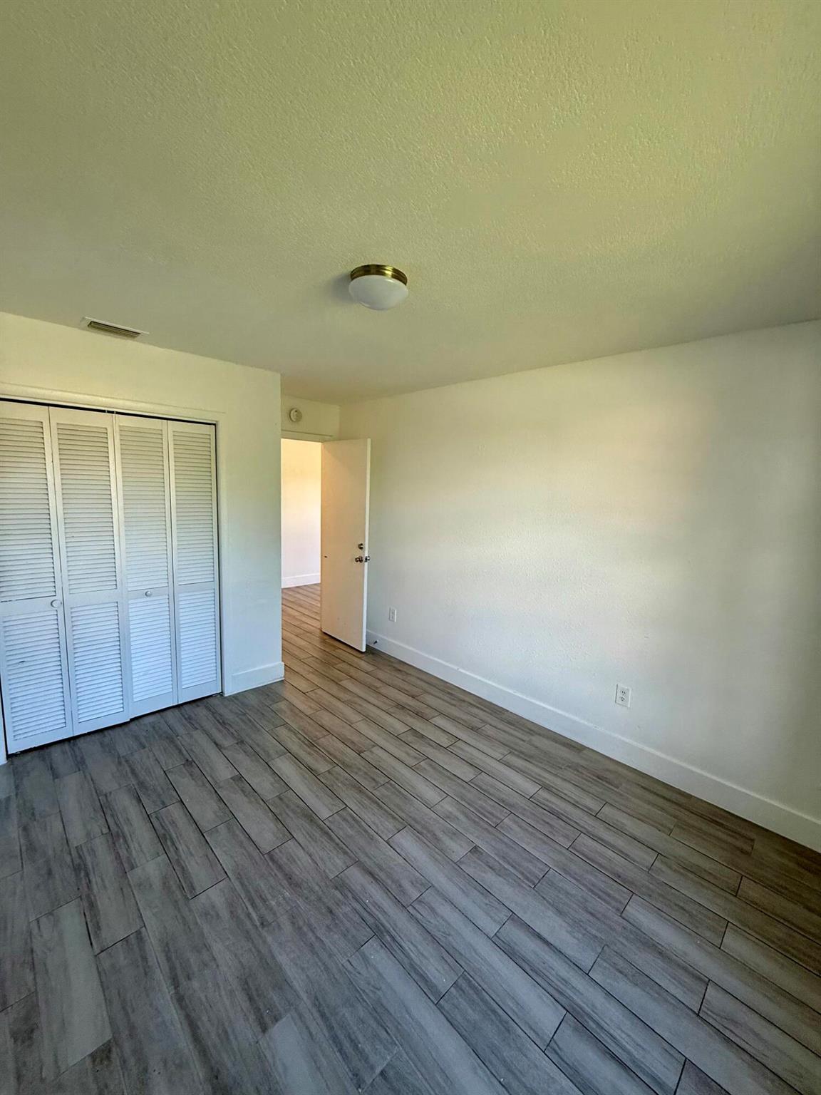 PARK ESTATES - Residential